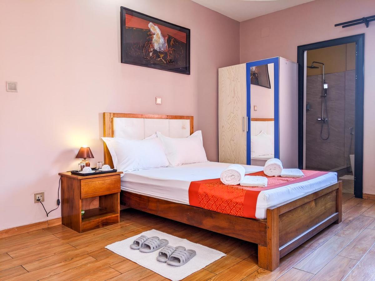 Valiha Hotel Antananarivo Bagian luar foto