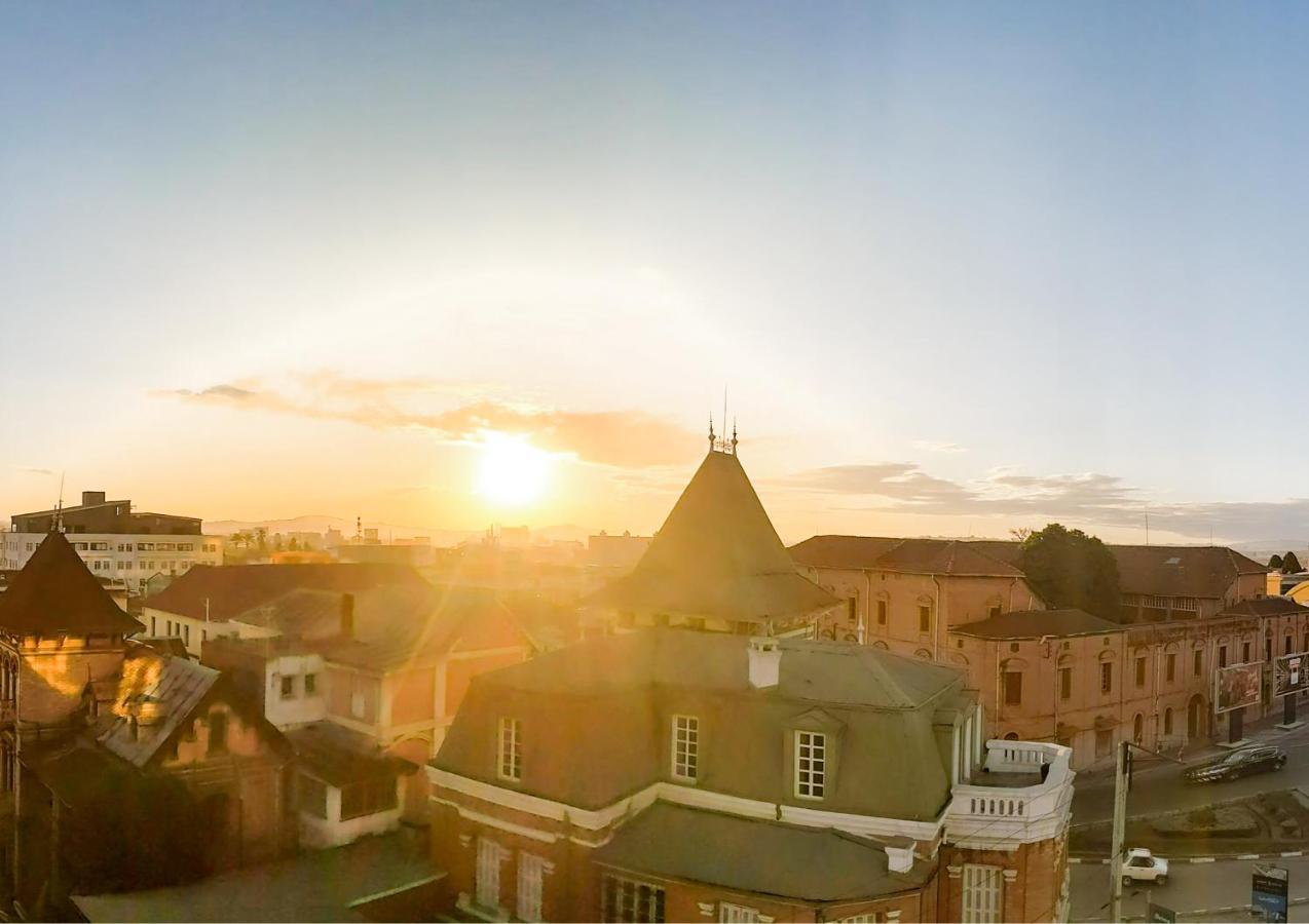 Valiha Hotel Antananarivo Bagian luar foto