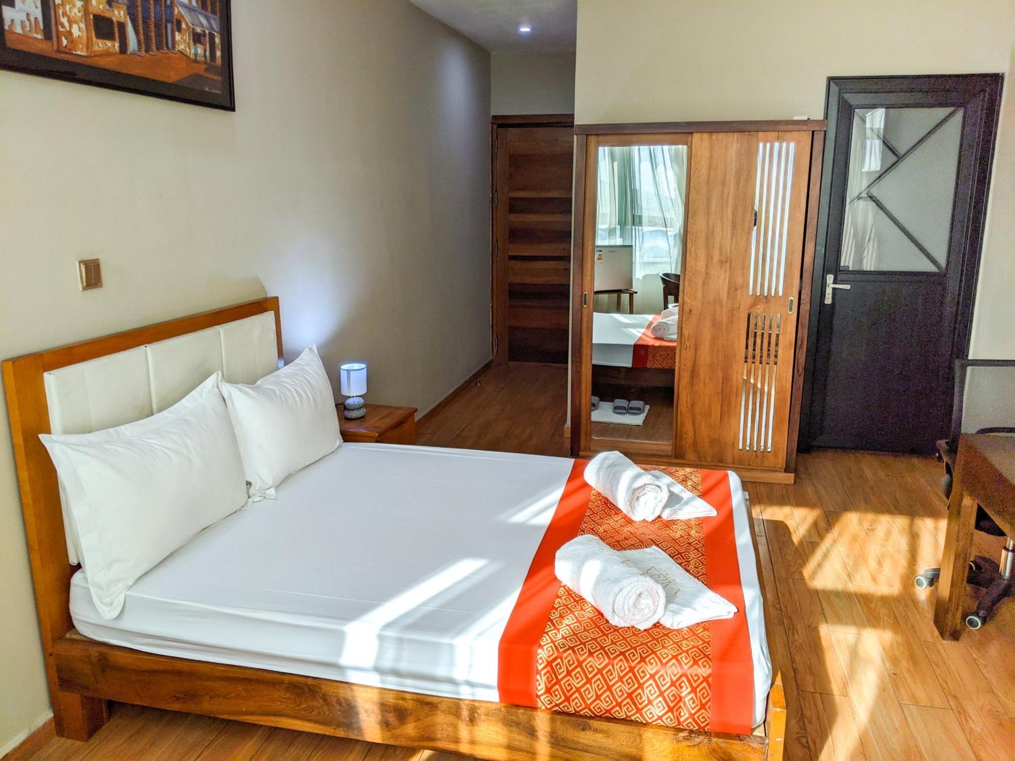 Valiha Hotel Antananarivo Bagian luar foto